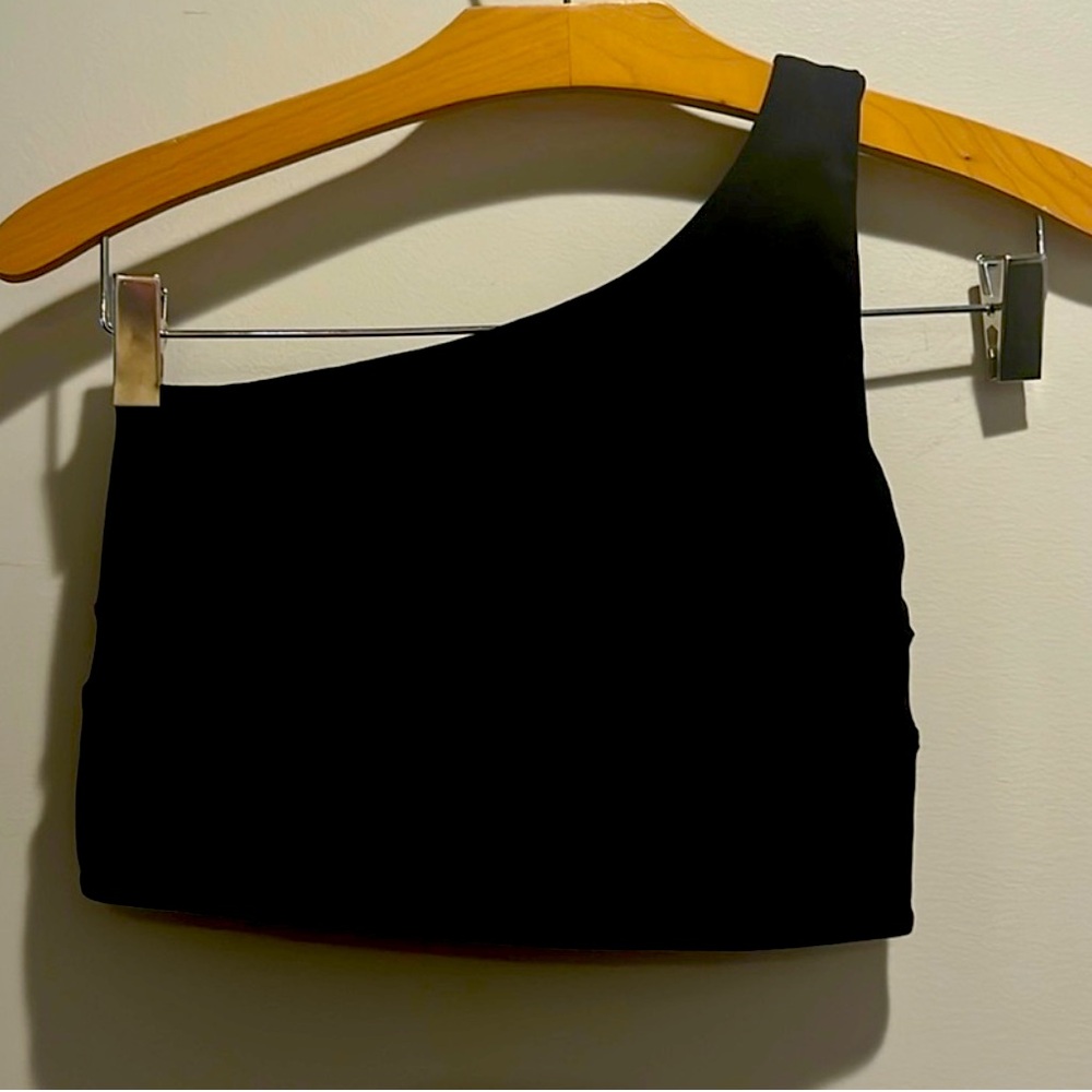 Lululemon Align asymmetrical bra